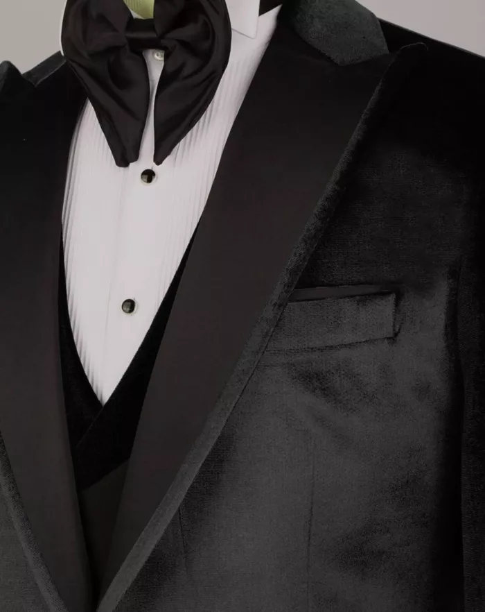 Black tuxedo from Lamezia Terme