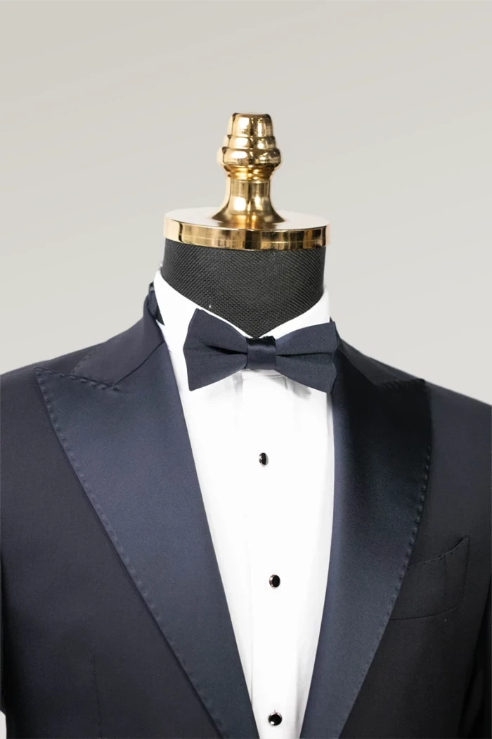 Dark Blue Slim Fit Single Breasted Tuxedo Suit<br>