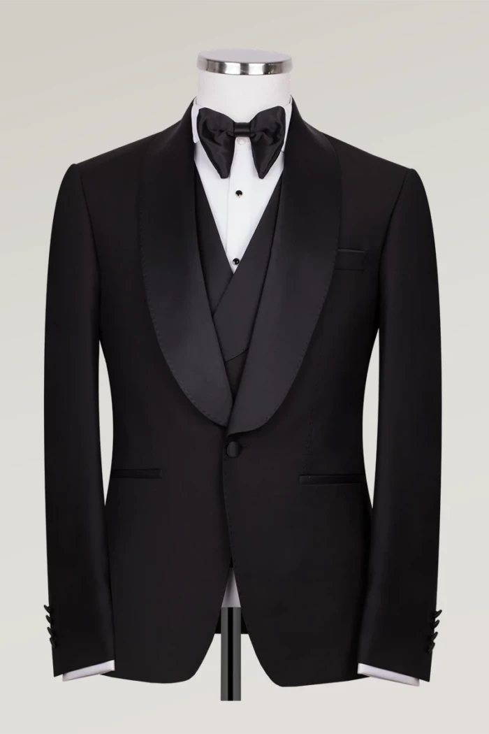 Black Slim Fit Single Breasted Tuxedo Suit<br>