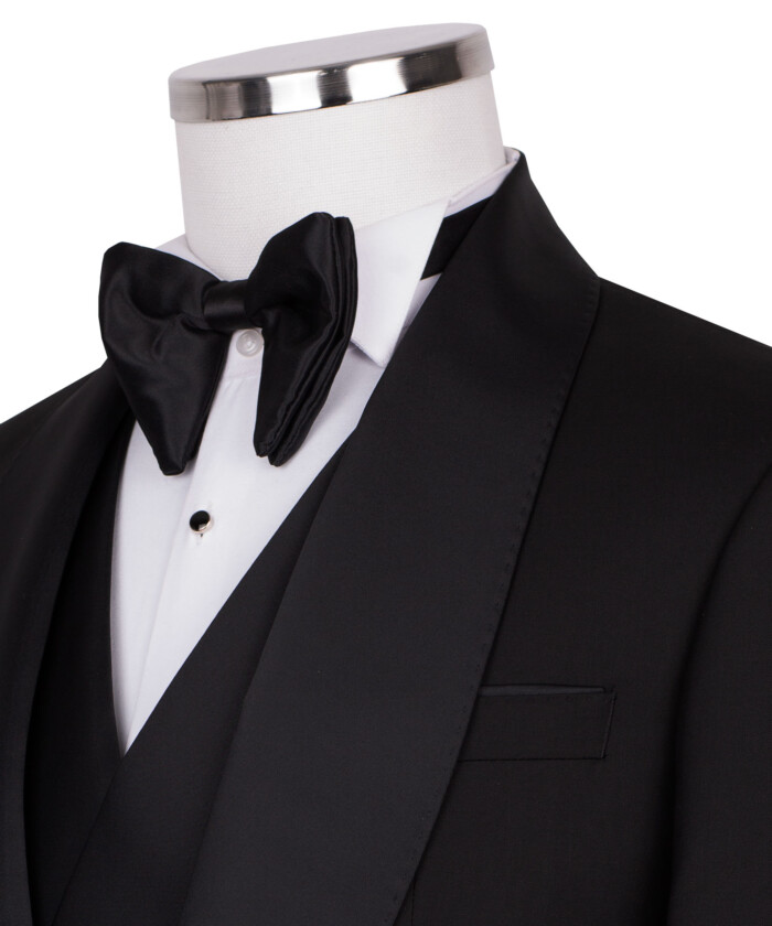 Black Slim Fit Single Breasted Tuxedo Suit<br>