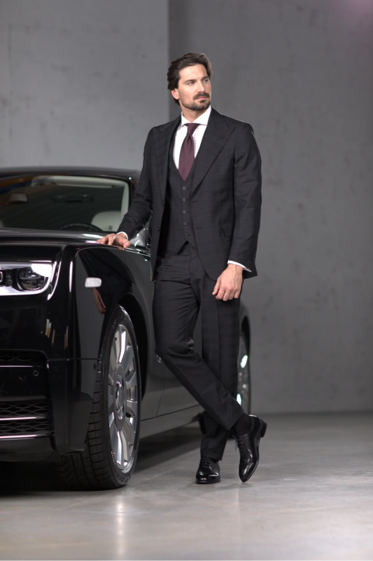 Black checked modern fit single-breasted suit.