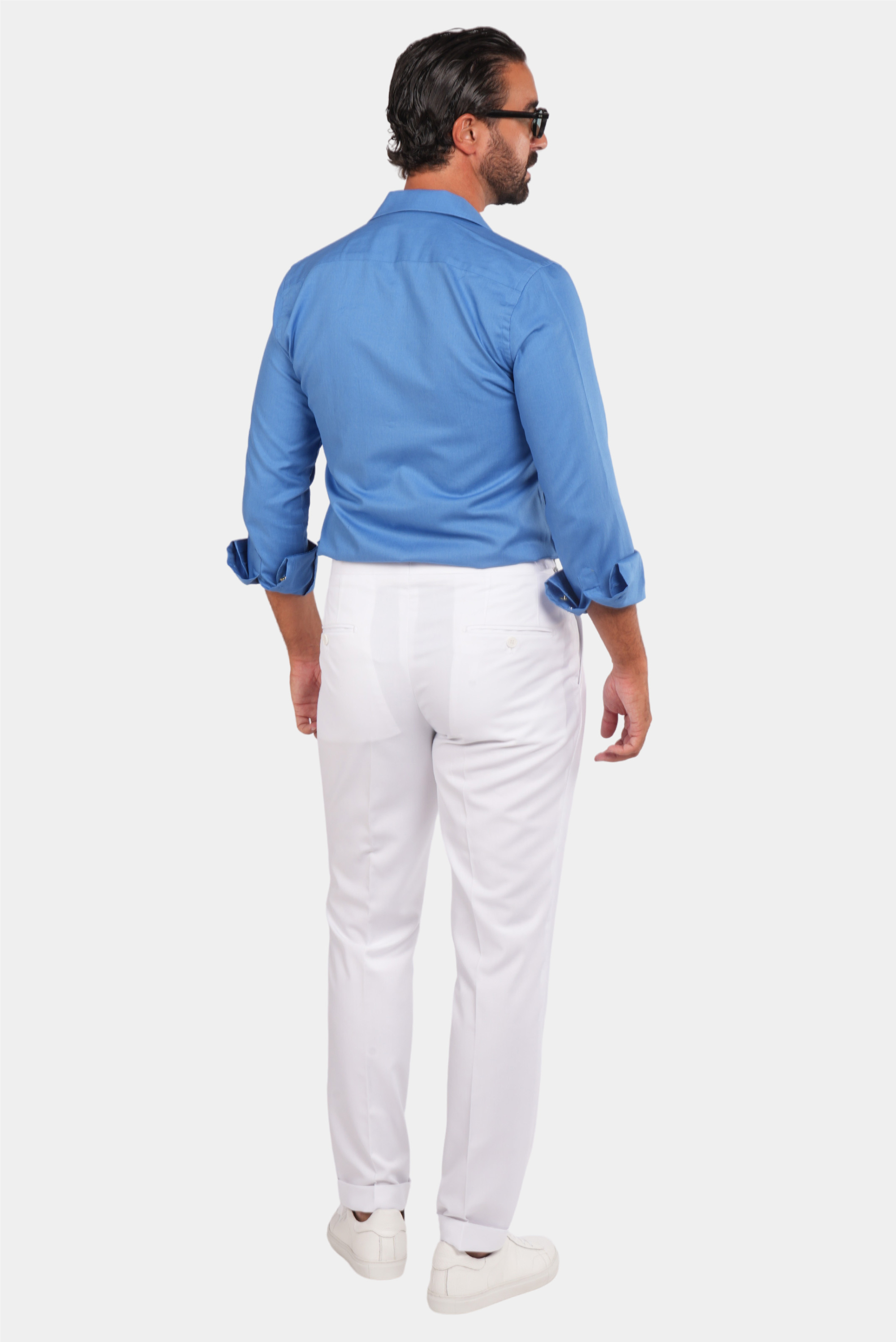 Blaues Safari-Hemd