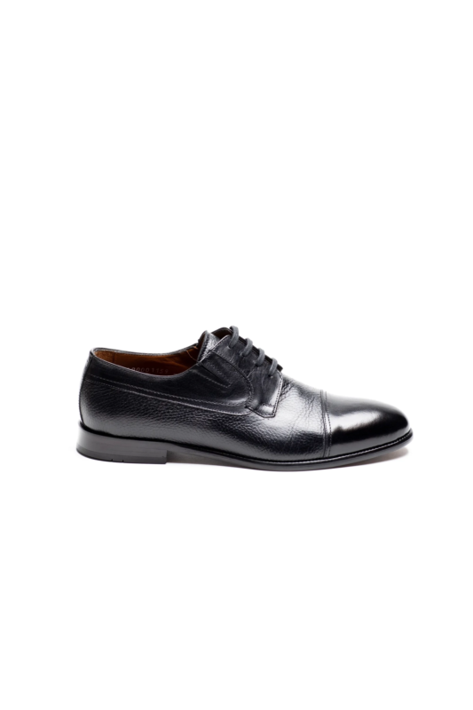 Schwarze klassische Schuhe