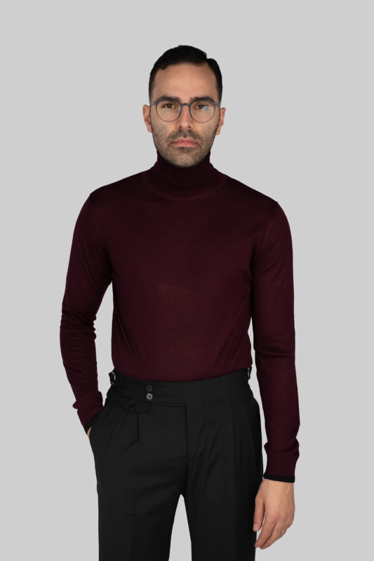 Bordeauxfarbener Rollkragenpullover aus Wollmischung