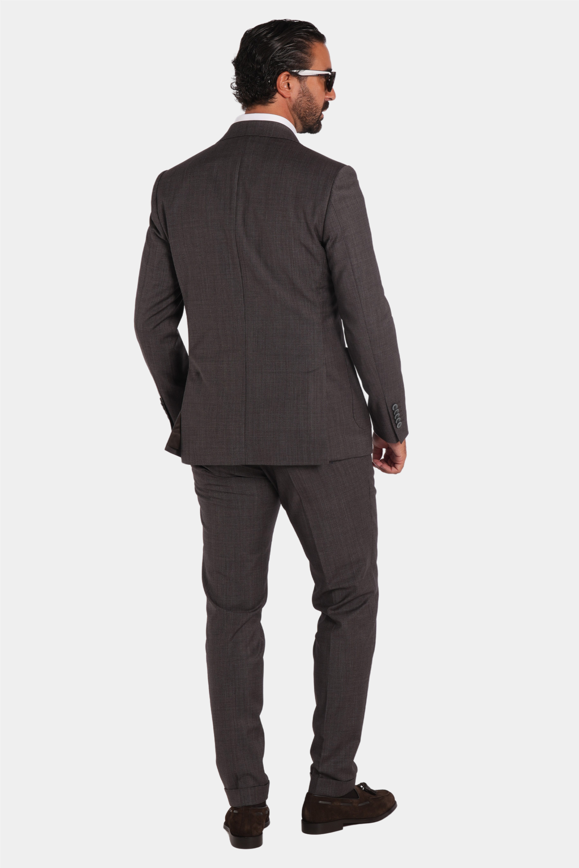 Brauner Zweiteiler-Anzug aus Wolle mit Tailored Fit