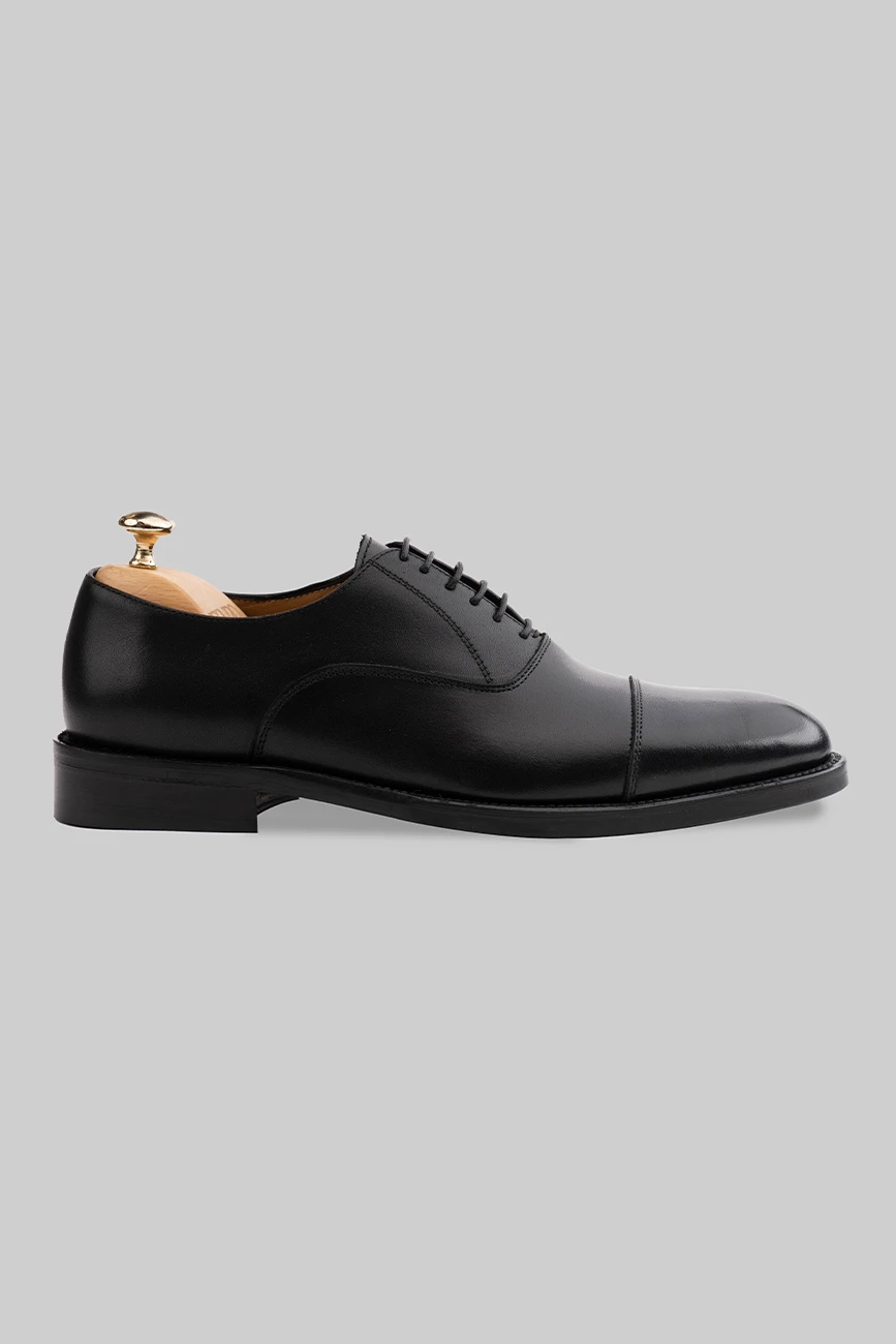 Black Calf Leather Oxford Cap-Toe Shoe