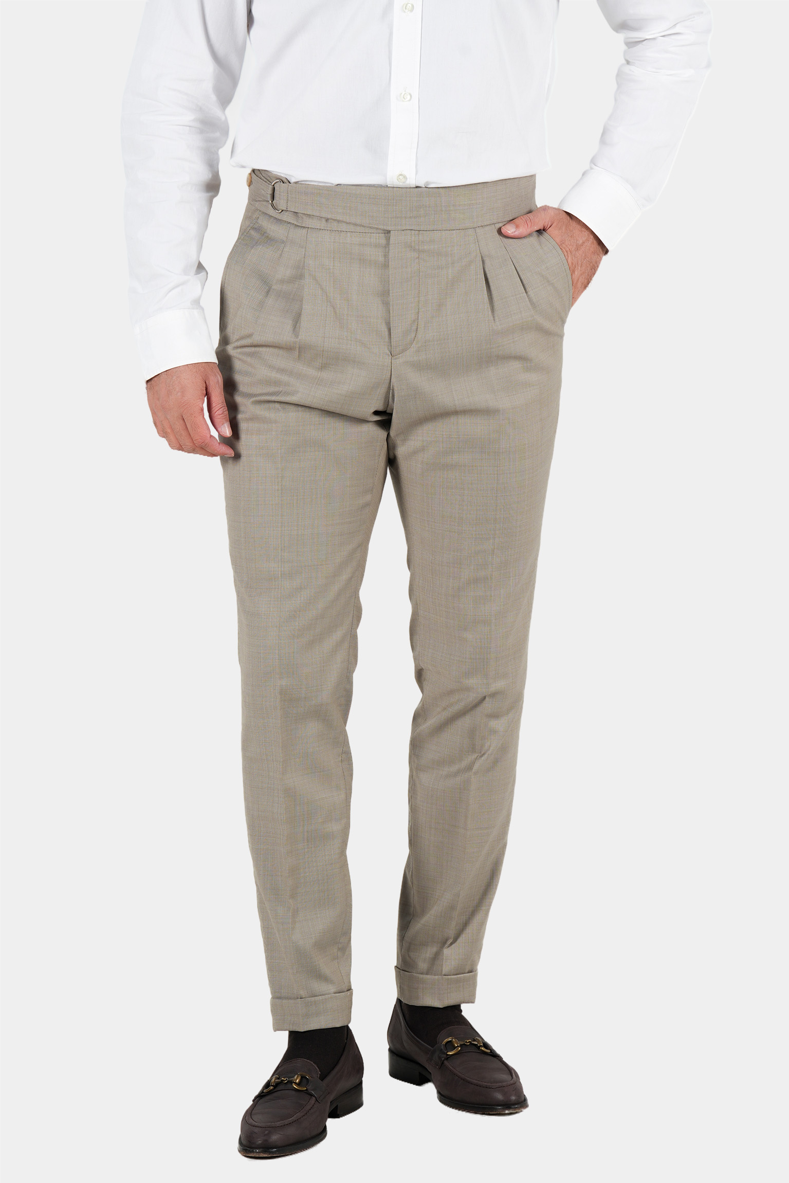 Beigefarbene Hose aus italienischer Wolle Tailored Fit